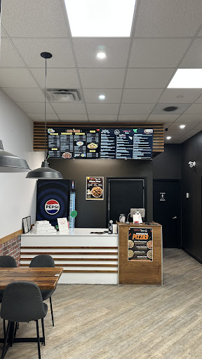 Photo of Tandoori Pizza and Restaurant - 3030 Meadows Pkwy #30, Saskatoon, SK S7V 0R6